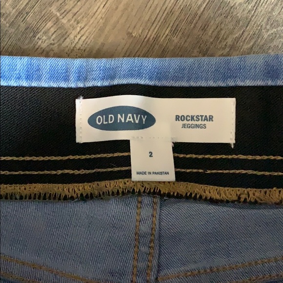 🥰 2/$25 Old Navy Rockstar Jeggings - Picture 3 of 7